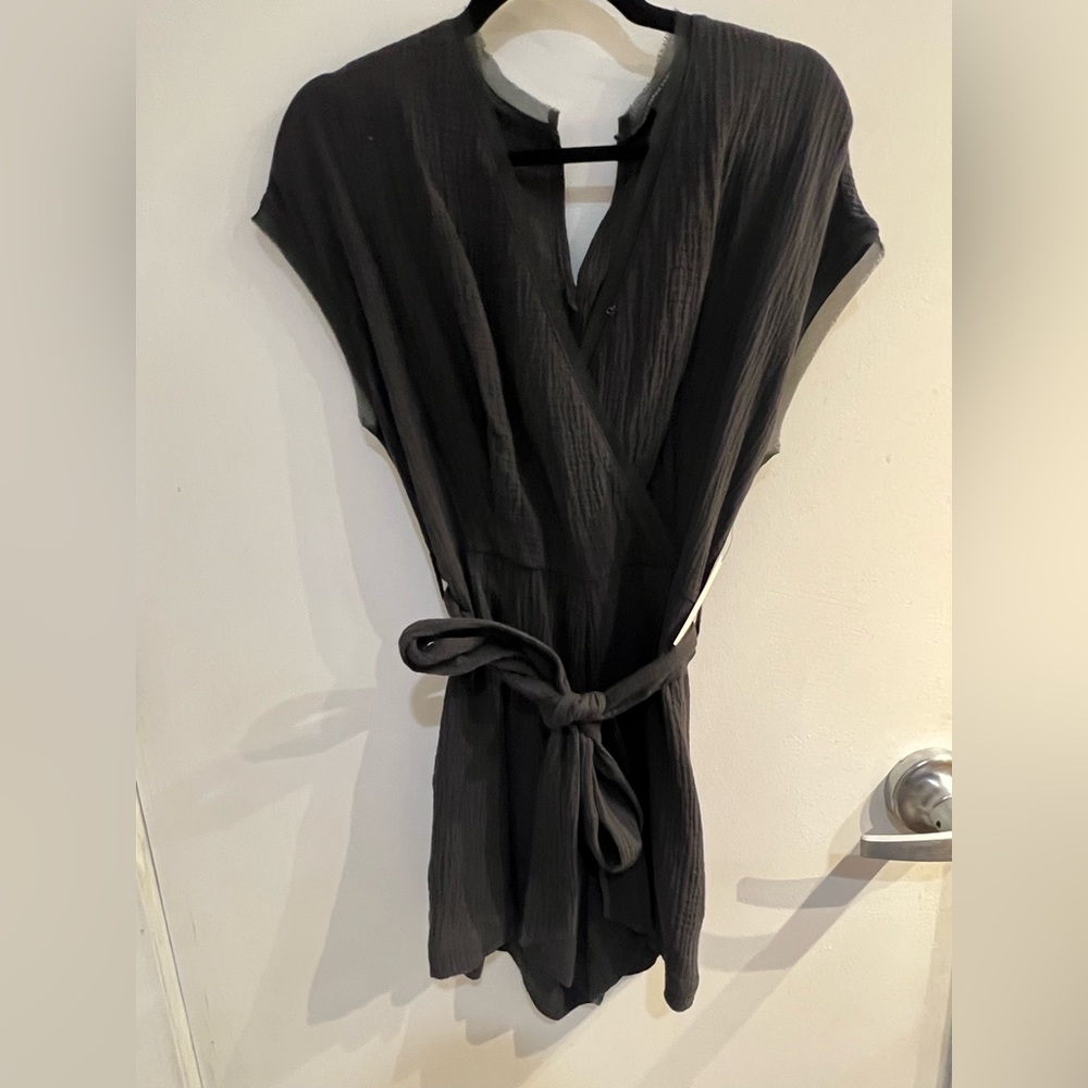 Brand new Magnolia Grade and Gather grey romper. Small